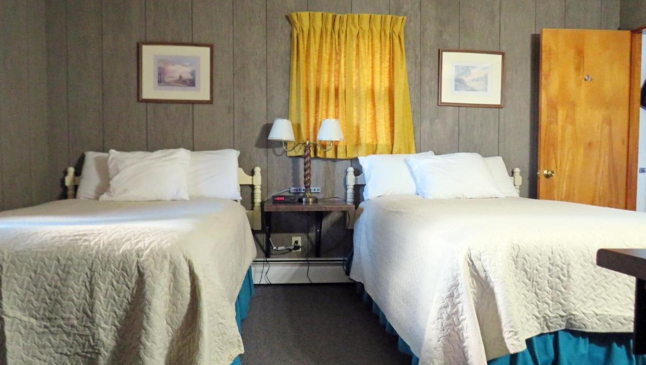 Indianhead Ironwood Hotel Bagian luar foto